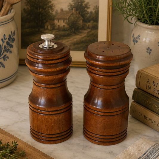 Vintage Mid Century Modern Wood Salt & Pepper Shaker Set | Chef’n Ware USA Grinder