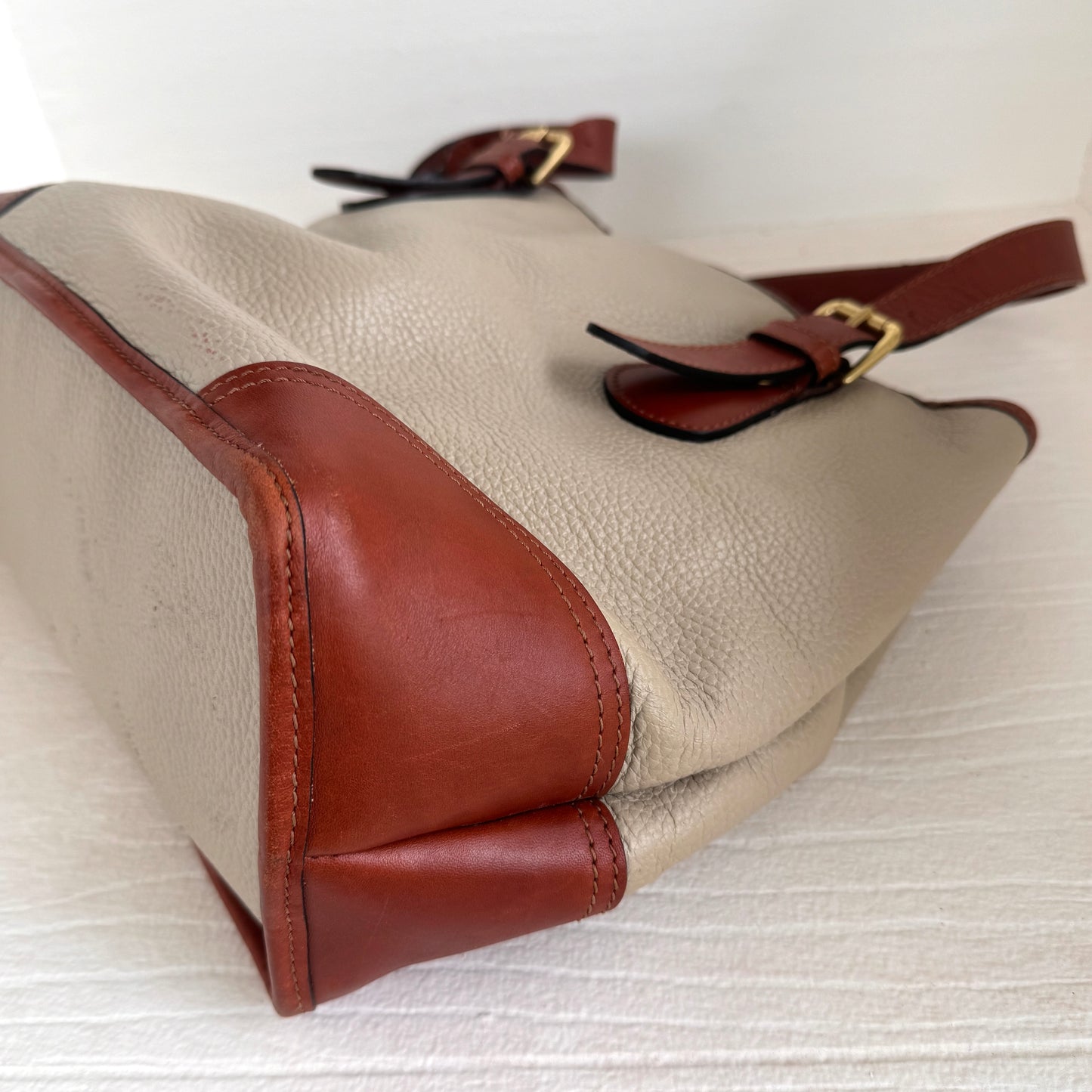Vintage Liz Claiborne Genuine Leather Tote Bag Cream & Cognac Brown