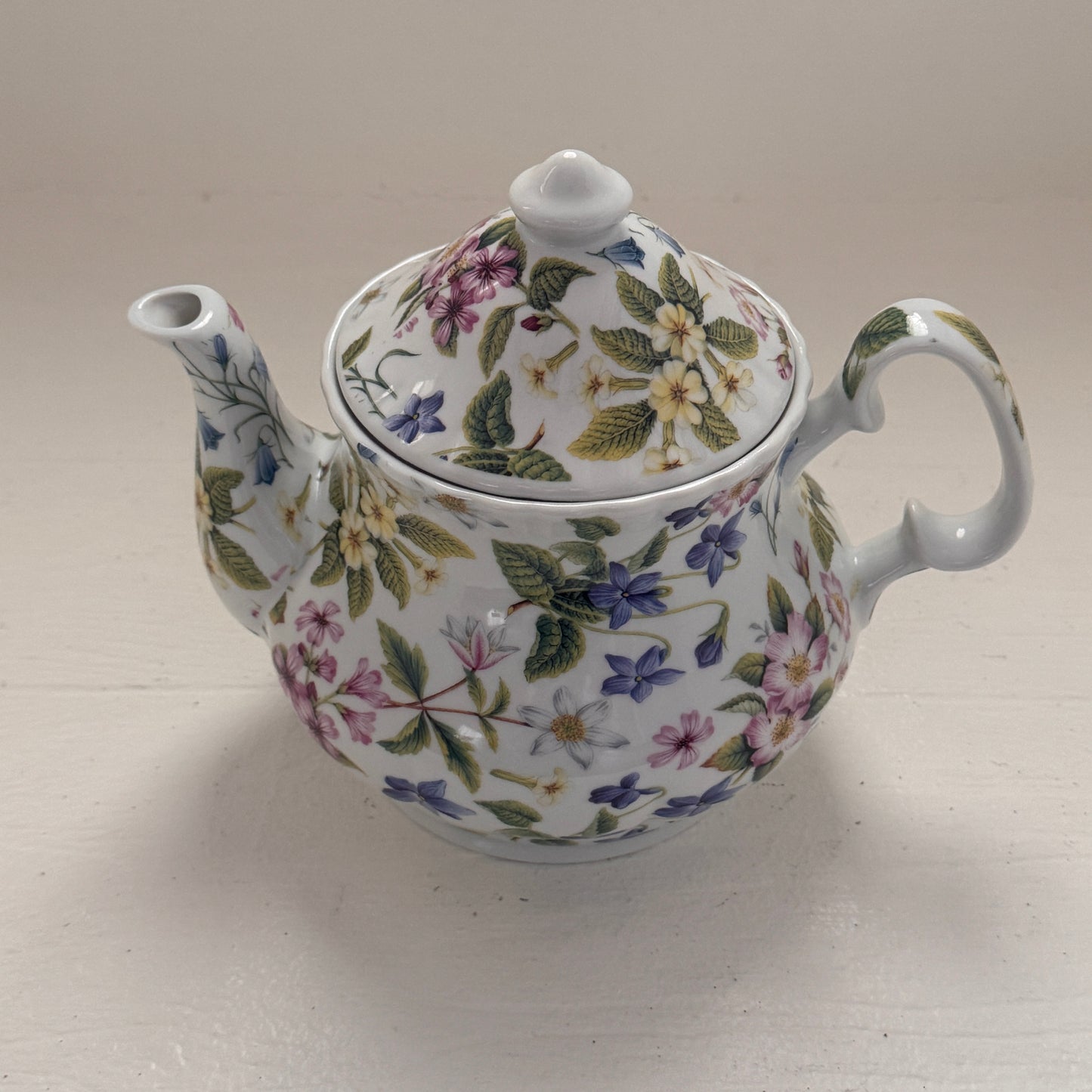 Vintage Kent Collection Floral Teapot with Lid | Cottage Garden Tea Pot