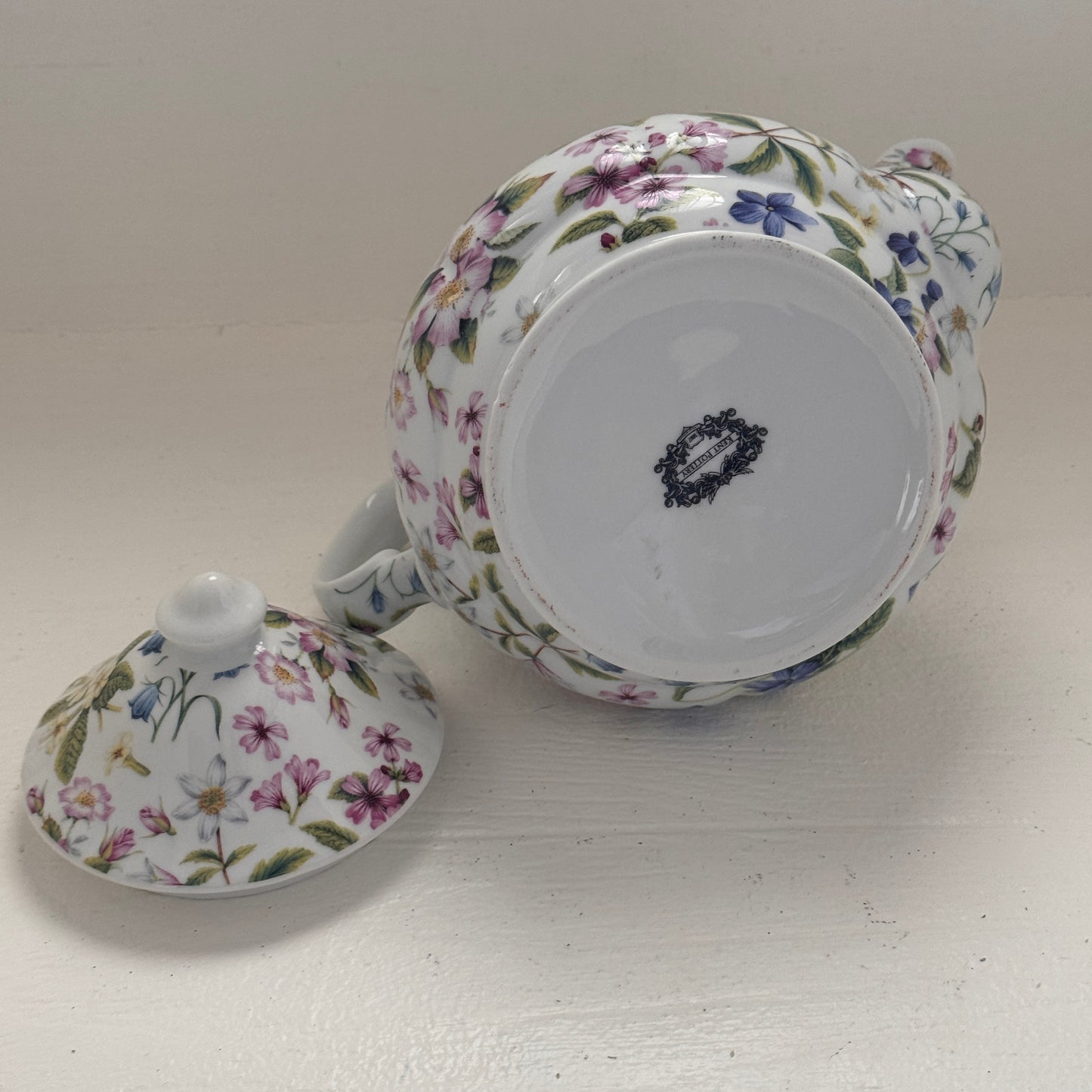 Vintage Kent Collection Floral Teapot with Lid | Cottage Garden Tea Pot