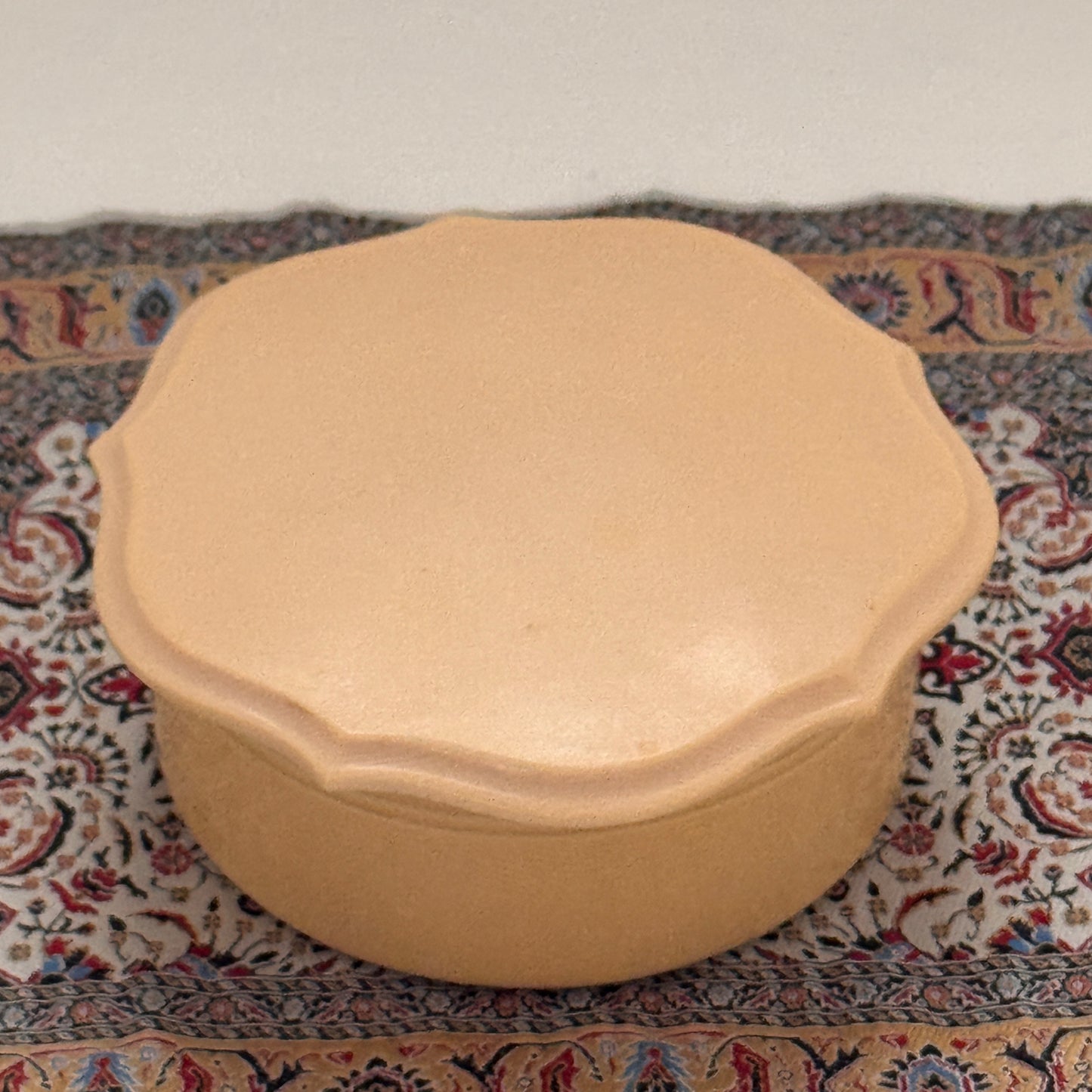 Vintage Bakelite Vanity Box with Lid | Round Jewelry & Trinket Holder | Butterscotch Tan