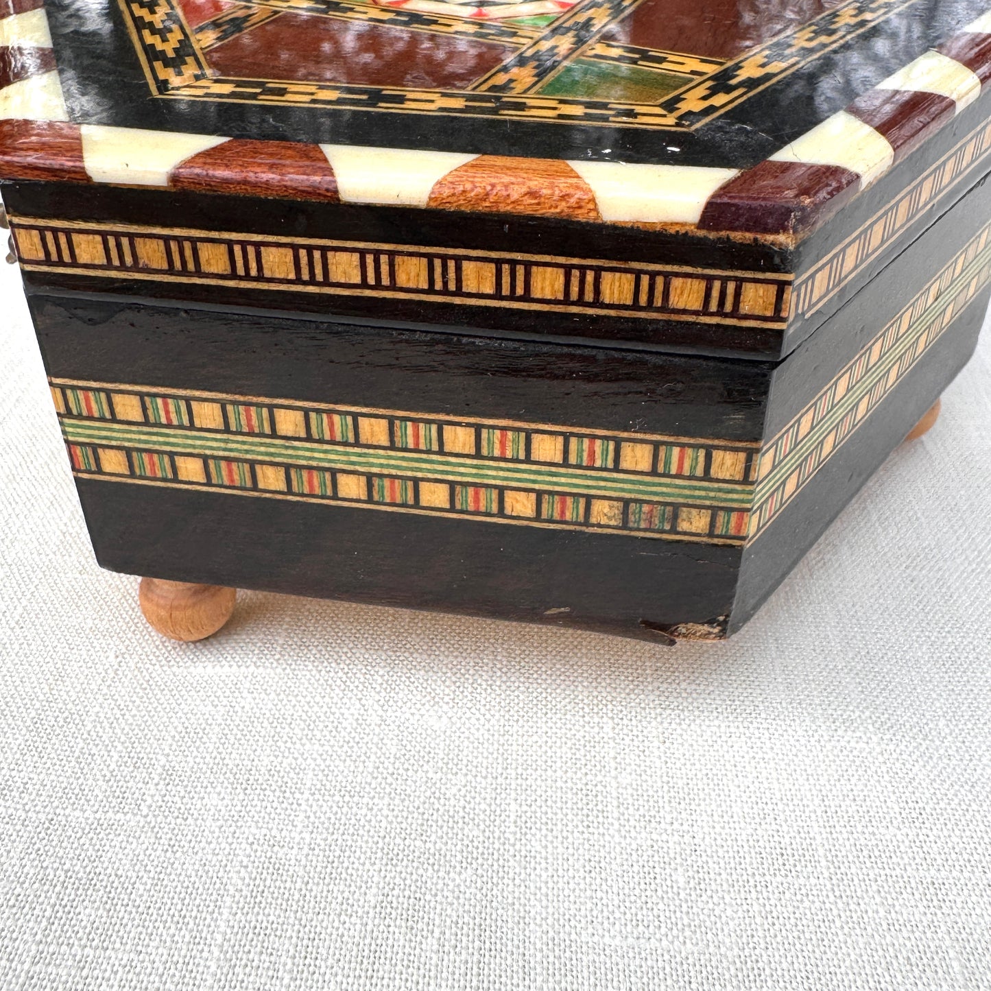 Vintage Indian Inlay Musical Jewelry Box Hexagon Wood Trinket Box