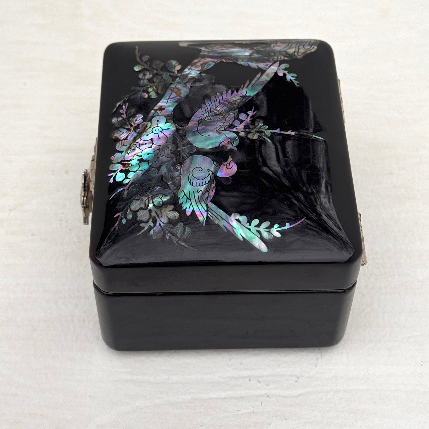 Vintage Black Lacquer Jewelry Box with Mother of Pearl Bird Inlay & Turtle Clasp