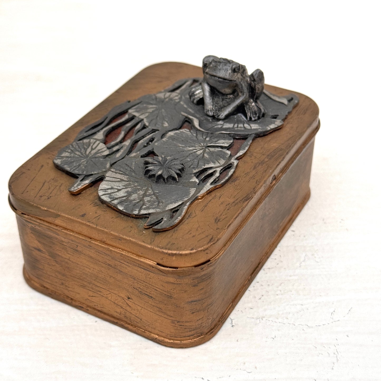 Vintage Brass & Pewter Frog Trinket Box – Lily Pad Design, Metazo Inc.