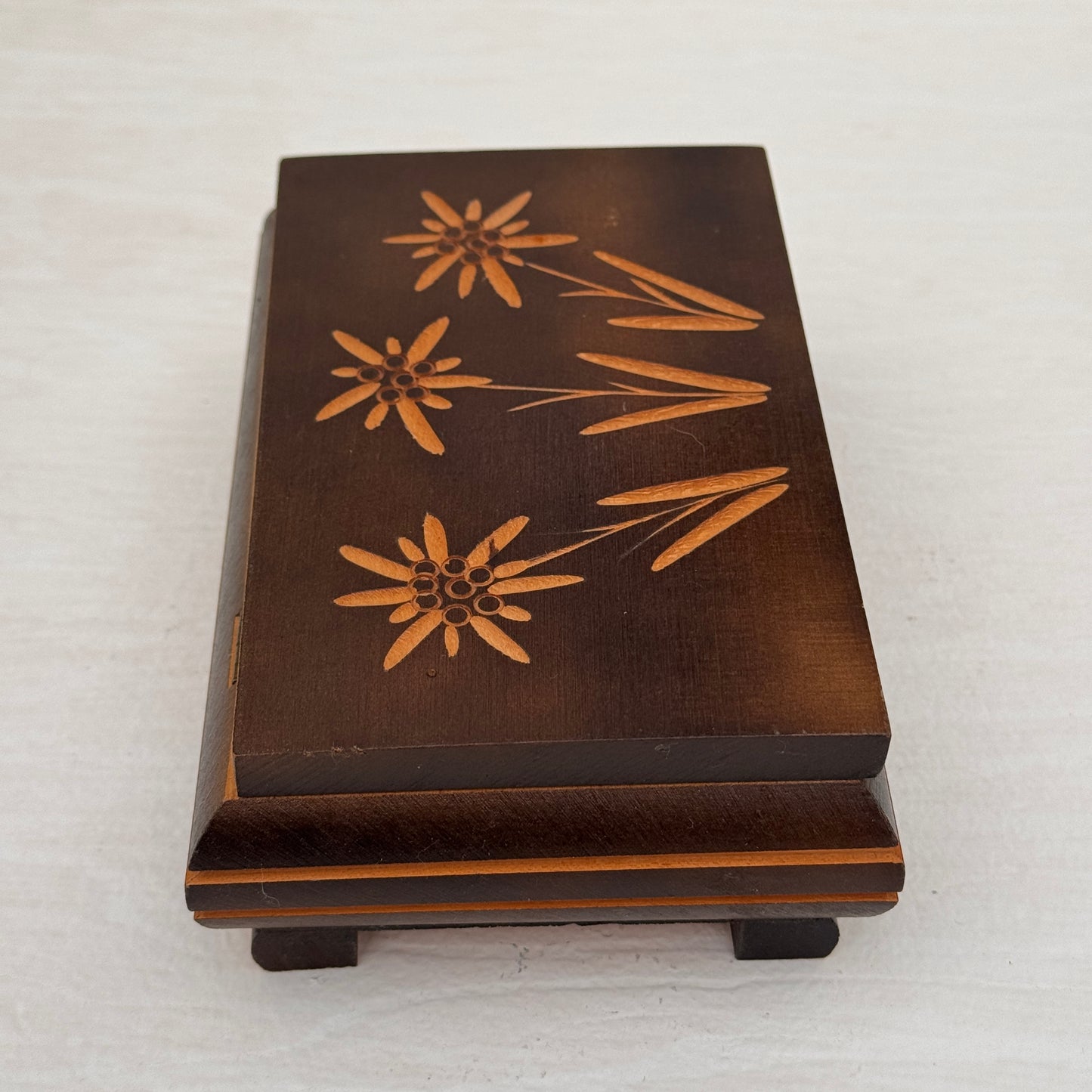 Vintage Reuge Swiss Music Box Edelweiss Wood Inlay Floral Jewelry Box